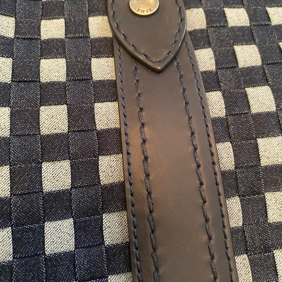 Frye large denim / leather tote NAVY new without tags - Picture 3 of 16